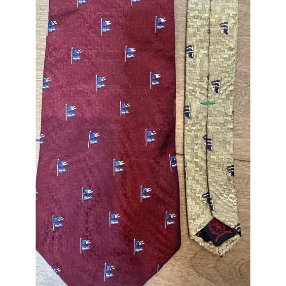 Tommy Hilfiger Tie Mens One Size Burgundy Silk Nautical Flag Print Made‎ USA - Picture 2 of 8